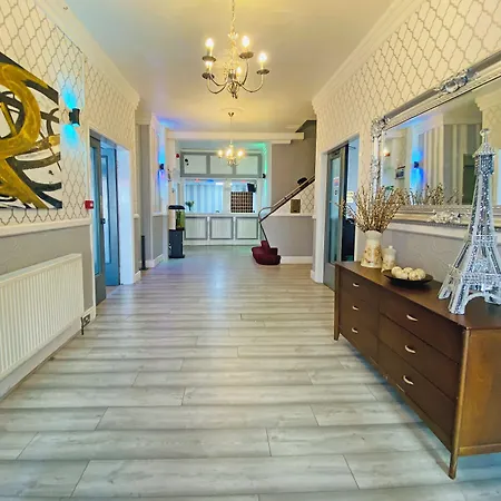 The J & S Hotel-3